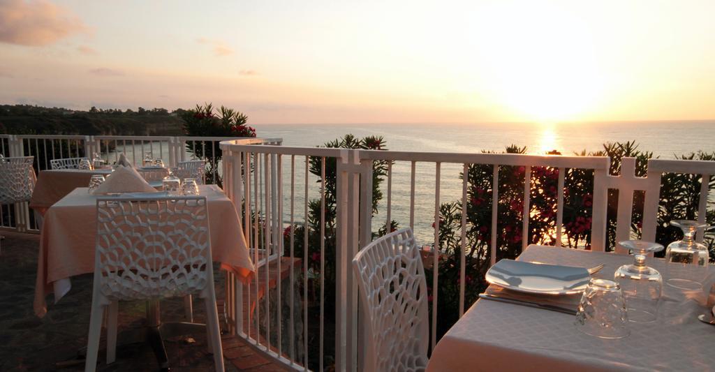 Hotel Valemare Tropea Exteriör bild
