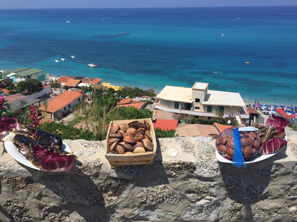 Hotel Valemare Tropea Exteriör bild