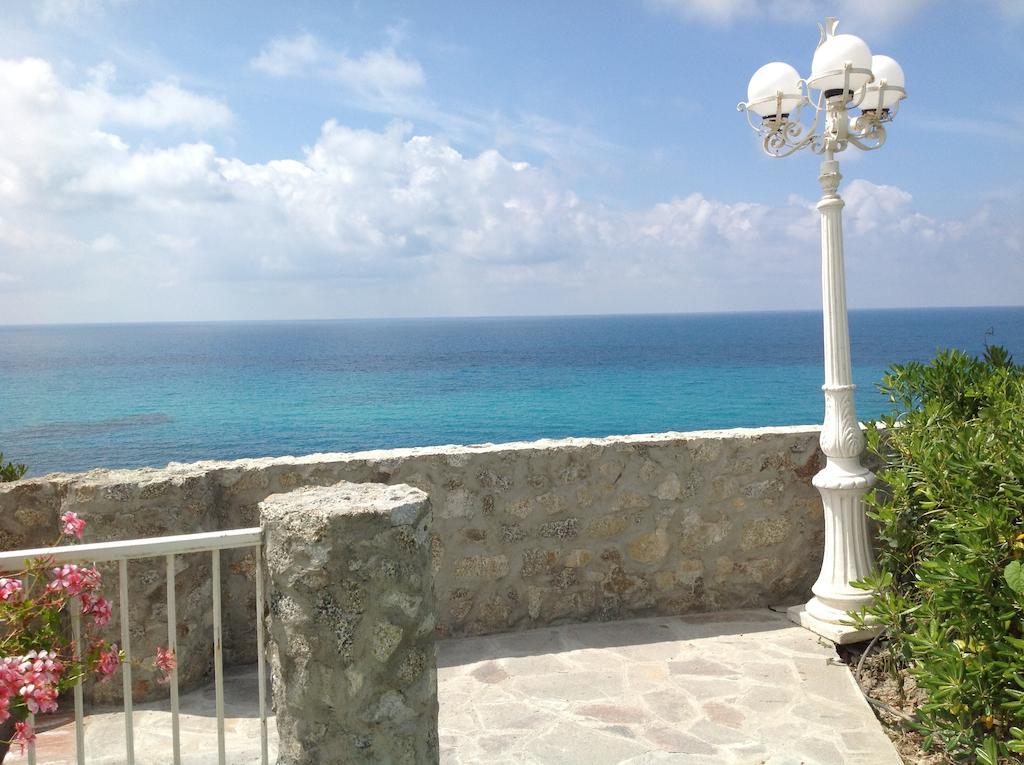 Hotel Valemare Tropea Exteriör bild
