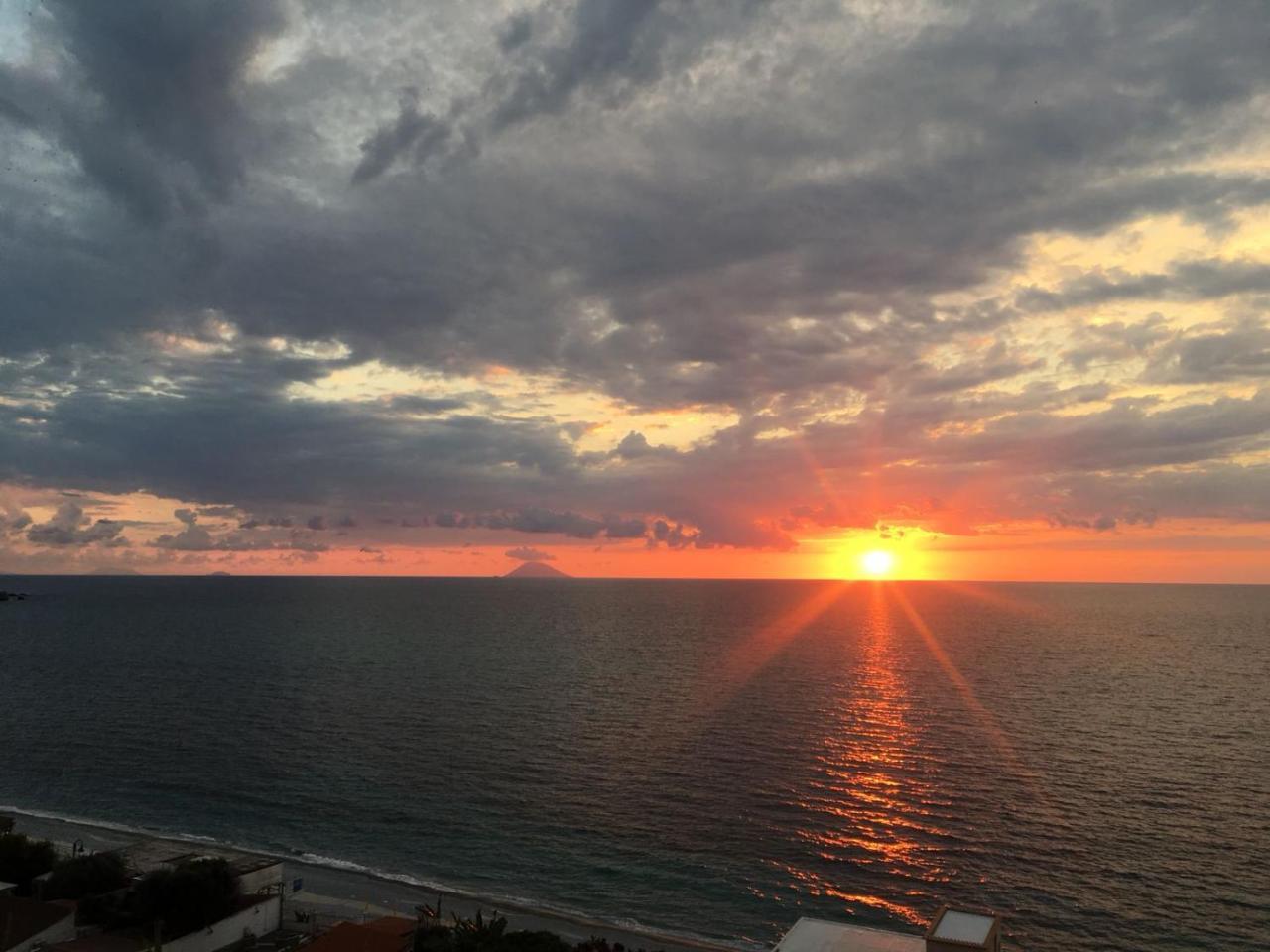 Hotel Valemare Tropea Exteriör bild